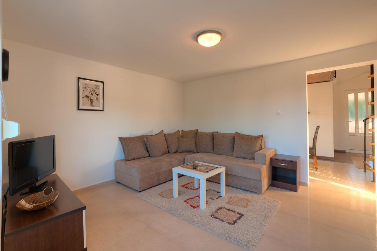 Apartments Pean Tivat Zewnętrze zdjęcie