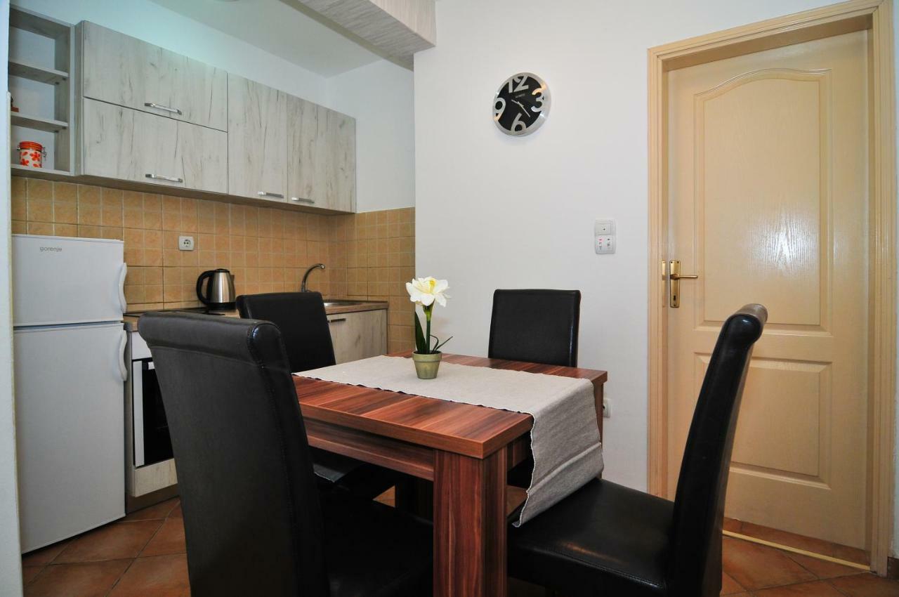 Apartments Pean Tivat Zewnętrze zdjęcie