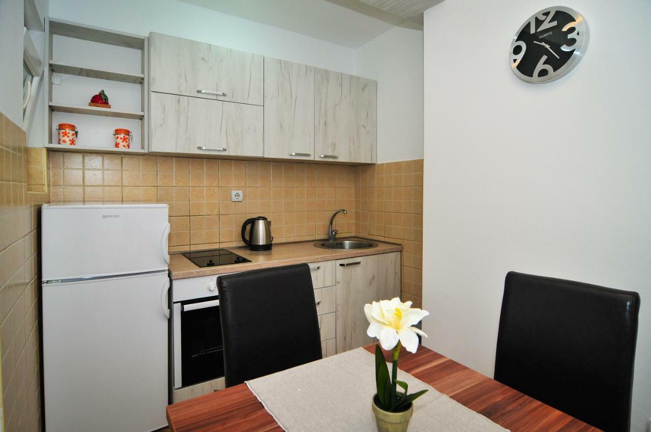Apartments Pean Tivat Zewnętrze zdjęcie